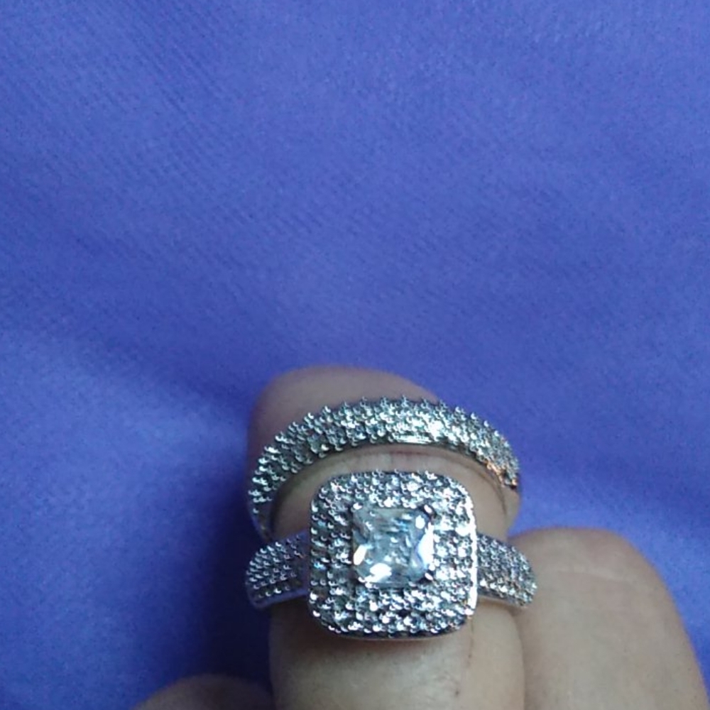 NWT 925 SILVER WEDDING RING SIZE 9